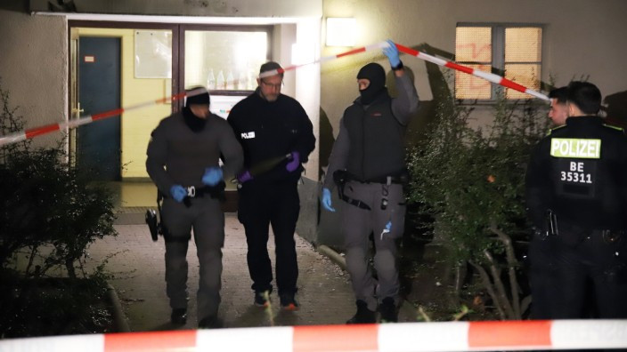 Njemačka policija pronašla granatu i druge predmete u stanu Klette, članice Frakcije Crvene armije