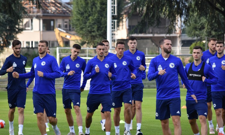 Nogometaši BiH susretom s Ukrajinom danas završavaju kvalifikacije za SP