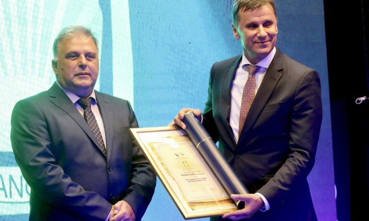 Novalić u Banovićima, postao i počasni građanin