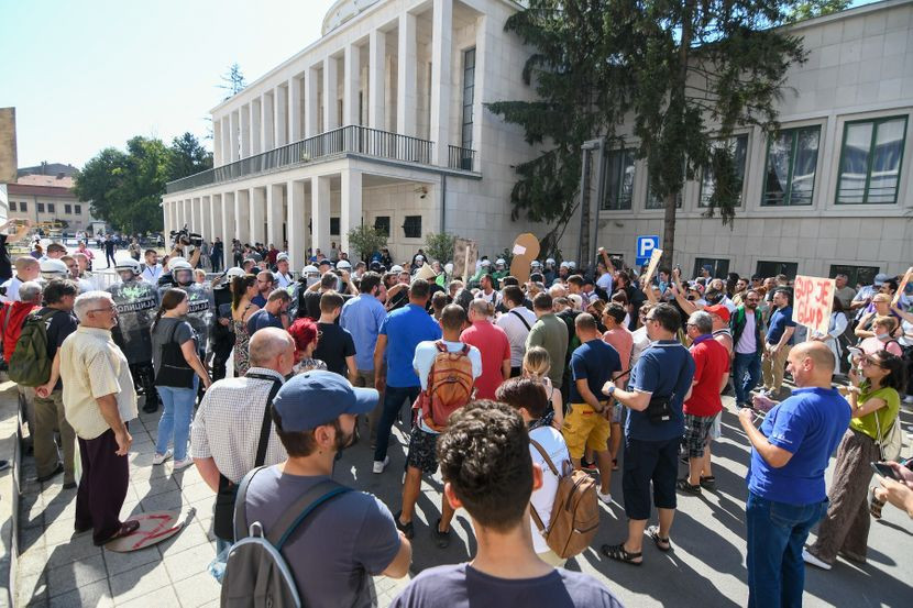 Novi Sad: Jedan student povrijeđen, drugi saslušan i pušten