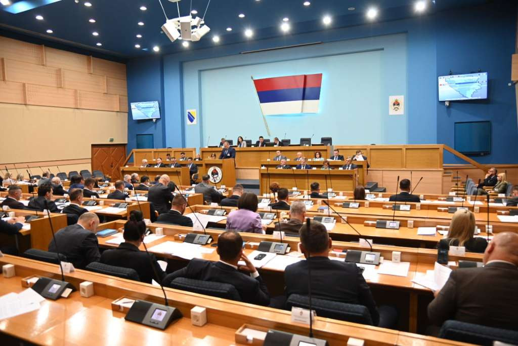 Nastavljena redovna sjednica NSRS, na dnevnom redu i zakon o nevladinim organizacijama