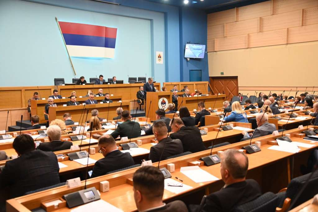 Poslanici PDP-a i NF-a neće prisustvovati obraćanju Dodika u NSRS-u