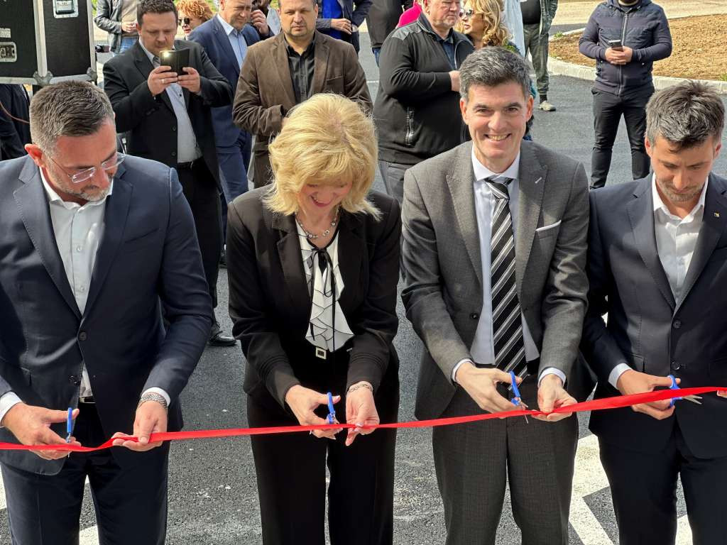 Dvadeset porodica u Odžaku useljeno u novoizgrađene stanove