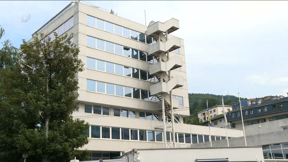 Prolongiranje, ali ne i odustajanje?