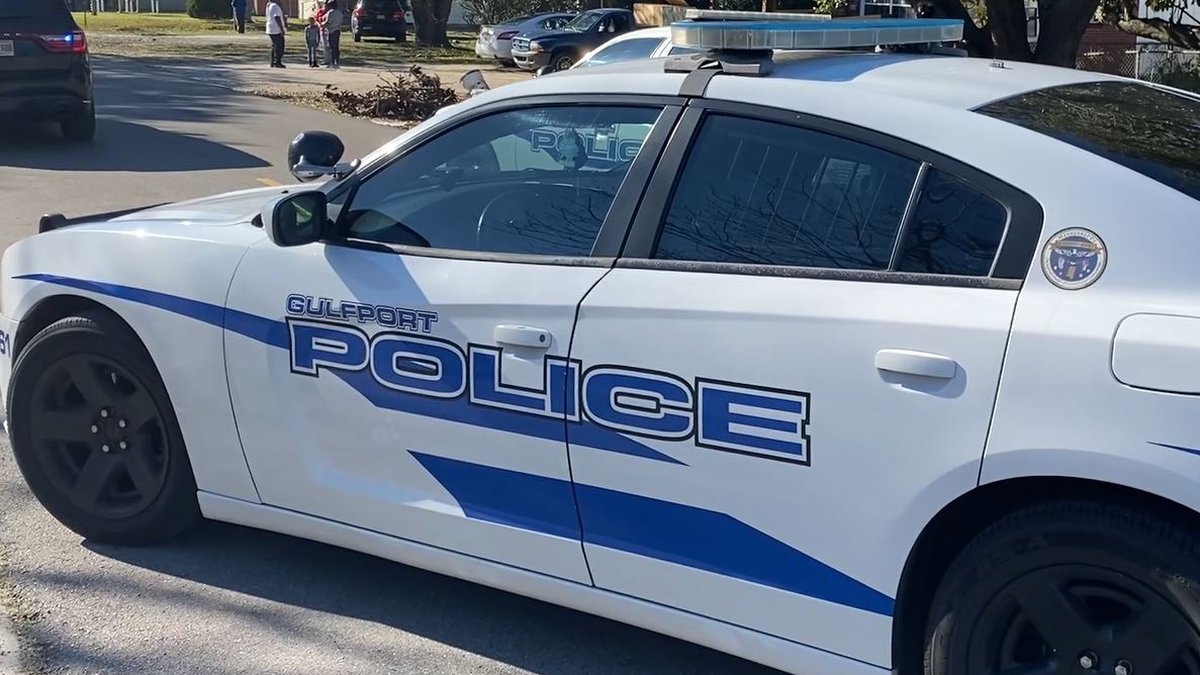 Na novogodišnjoj zabavi u Mississippiju ubijene tri osobe, četvero ranjeno