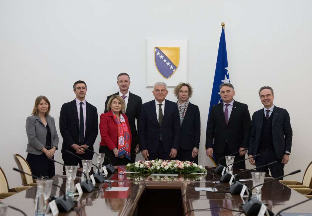Džaferović i Komšić sa šefovima misija OSCE-a razgovarali o reformama u BiH