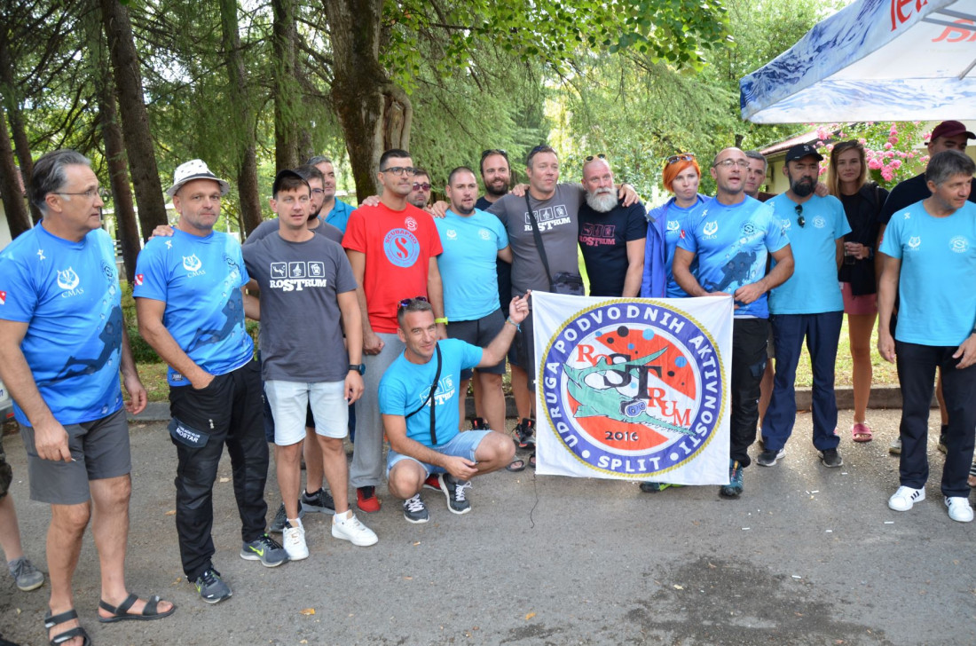 Devedeset ronilaca iz četiri države čistilo Mostarsko jezero