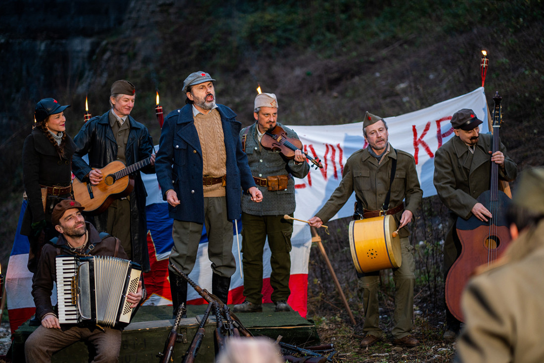 Bend "Zabranjeno pušenje": Novi singl i spot "Čovjek starog kova"