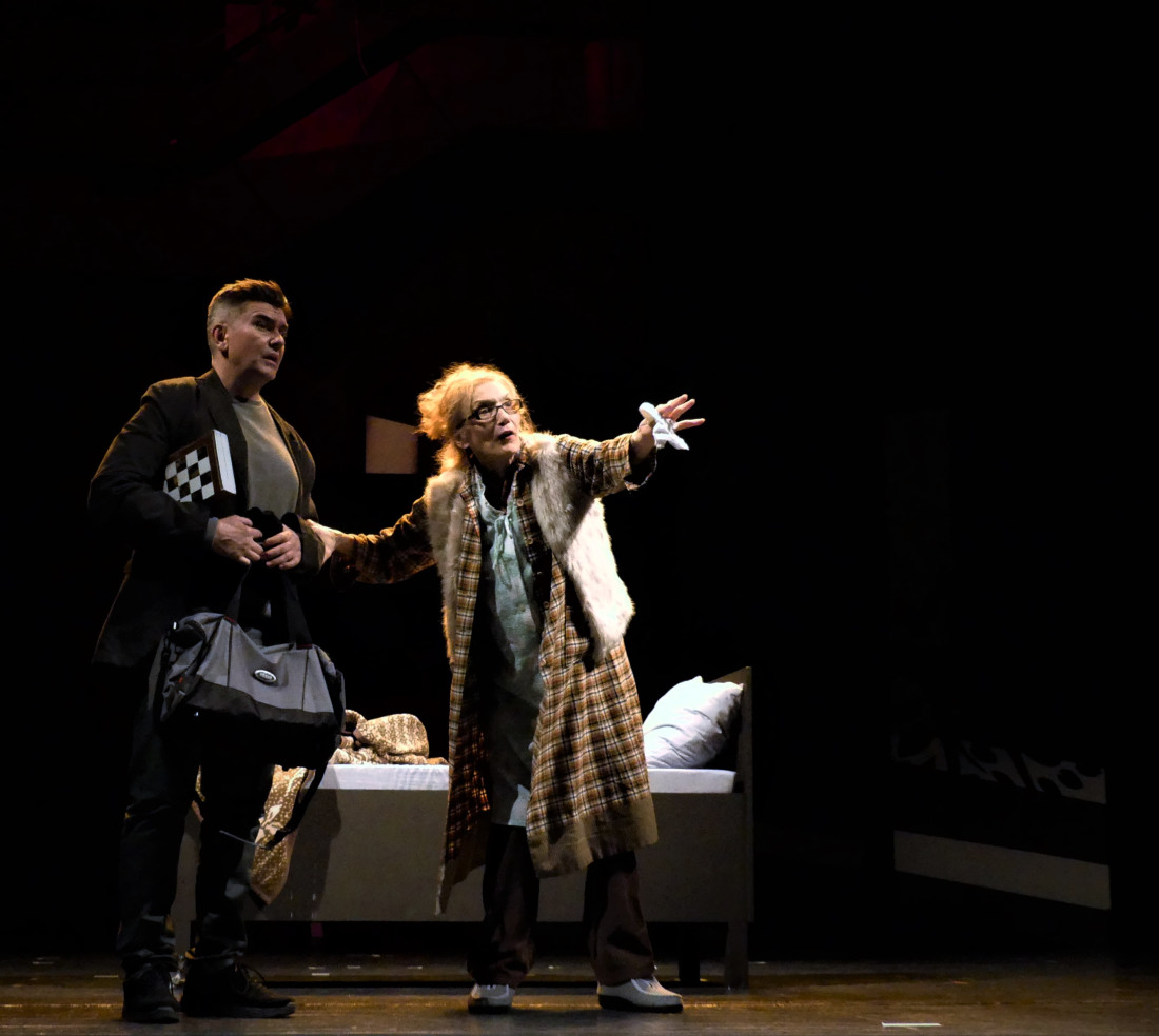 Komedija "O medvjedima i ljudima" sutra na sceni NPS