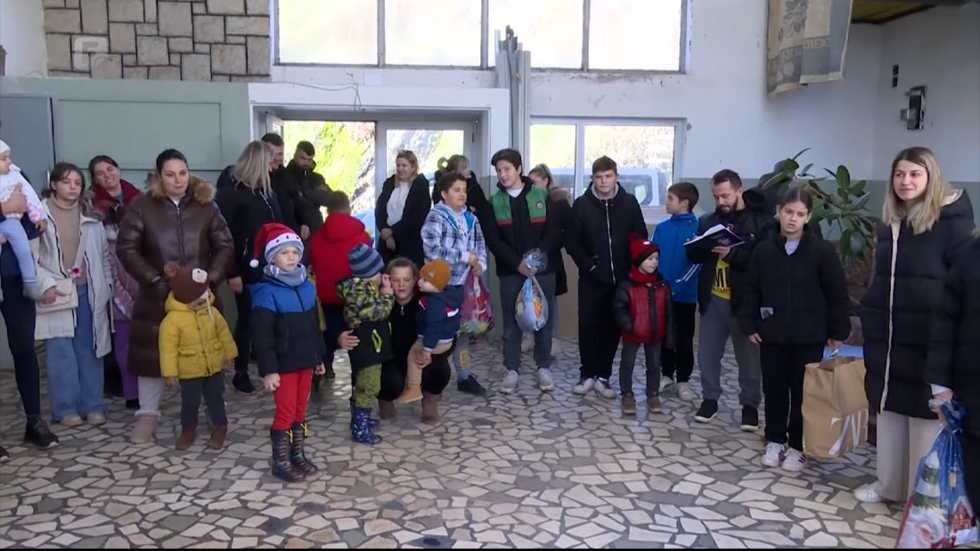 „Nijedno dijete bez paketića“ - volonteri Udruženja „Ruku na srce“ će obradovati 4.000 mališana