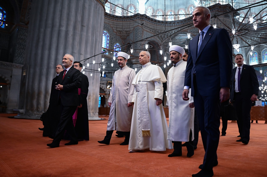 Papa Lav XIV posjetio Plavu džamiju u Istanbulu