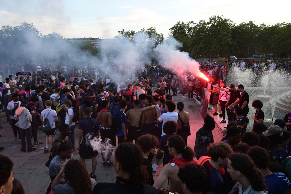 Tri osobe poginule u neredima tokom proslave PSG-ove pobjede u Francuskoj
