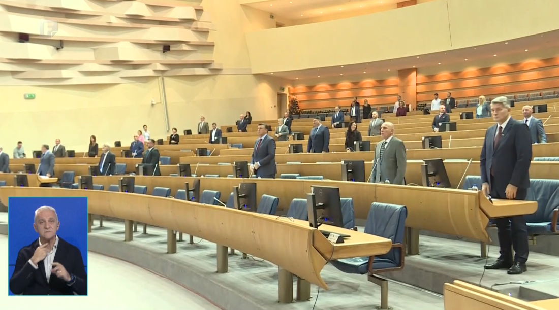 SDA-ov Ramić spasio Čavaru od smjene, a onemogućio je i raspravu o glavnom pregovaraču