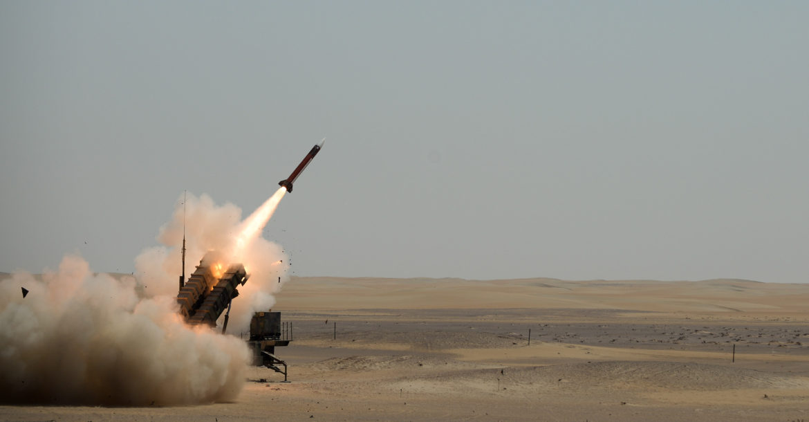 Raketa ili dron presretnuti iznad Rijada