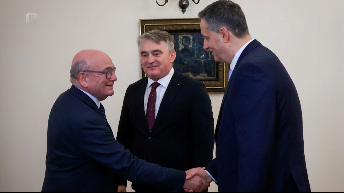 Peach s Komšićem i Bećirovićem: Velika Britanija podržava težnje BiH da ostvari napredak ka europskim integracijama