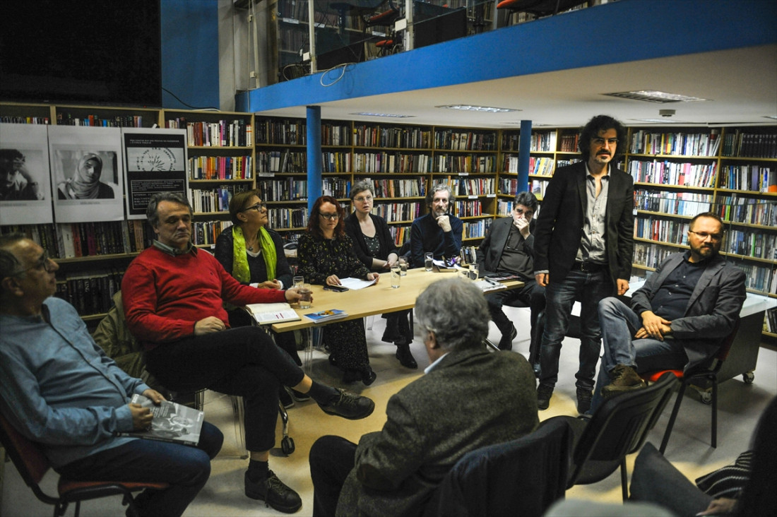 P.E.N. Centar u BiH održao razgovor i čitanje poezije 'Solidarnost sa novinarima i piscima u Palestini'