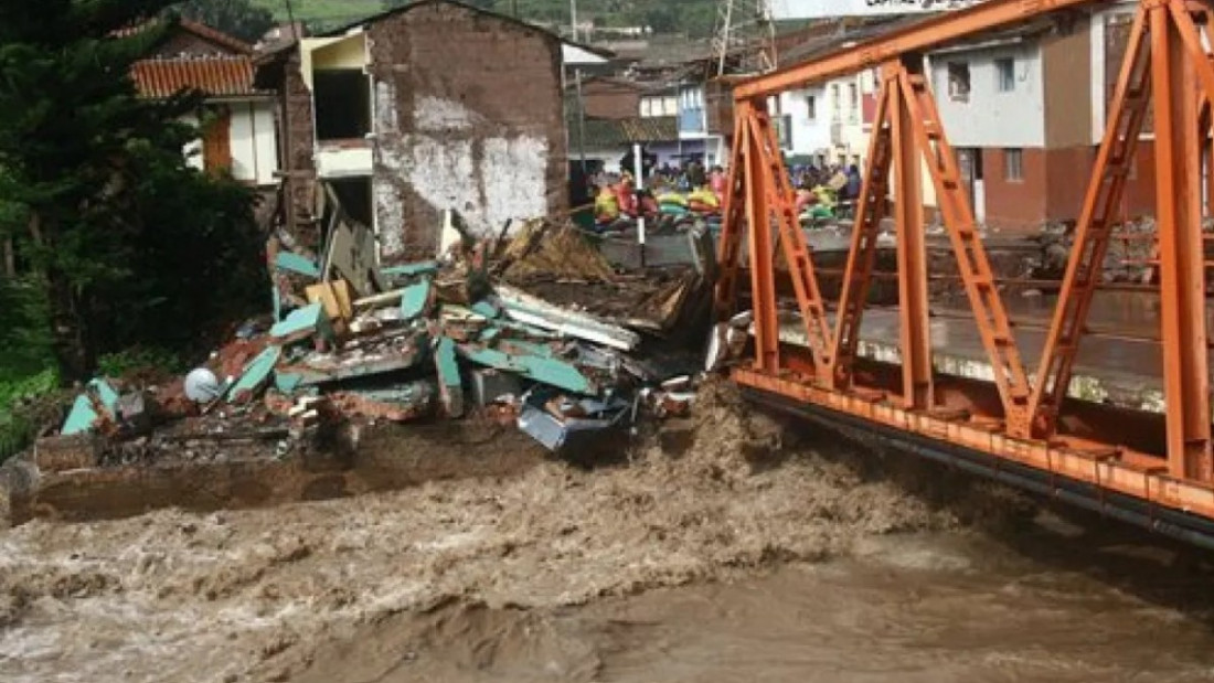 Poginulo 36 osoba u klizištima u Peruu