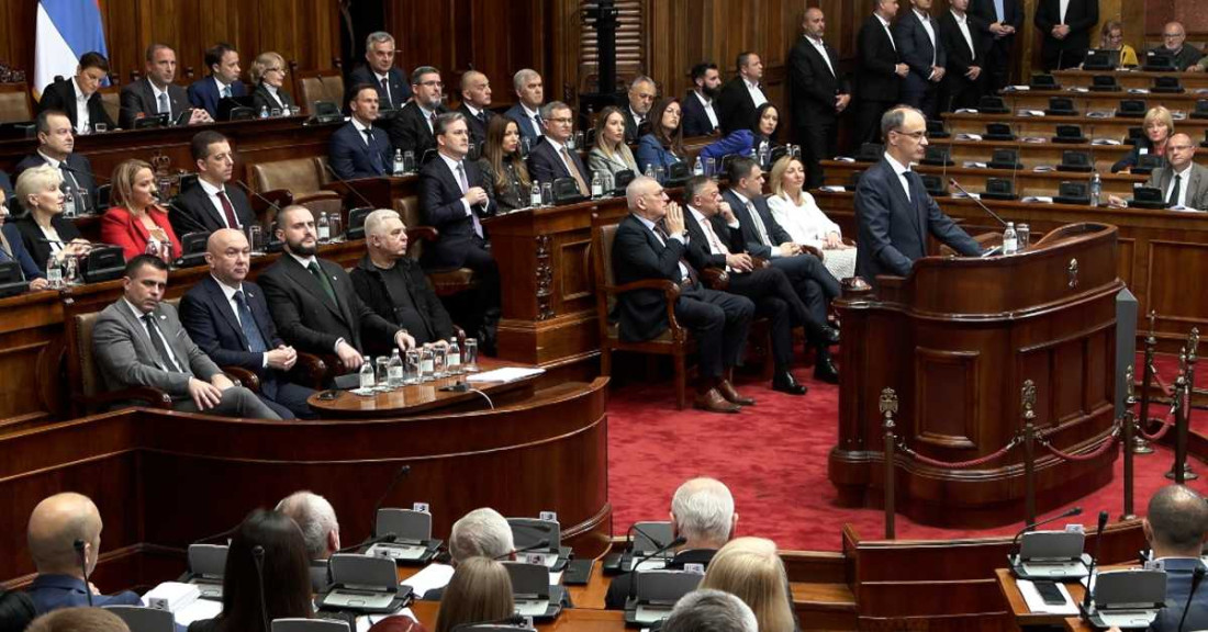 Srbija: Mandatar Đuro Macut poziva na dijalog, studenti blokiraju zgrade RTS-a