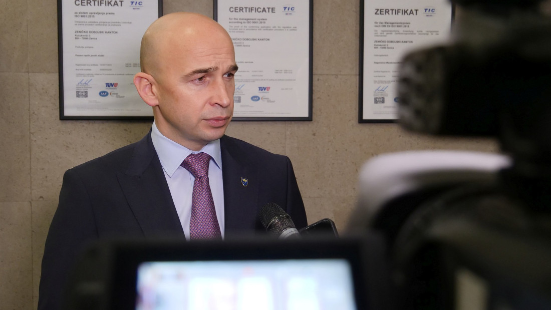 Pivić: Vlada ZDK stoji iza ministrice Čišije, Senat UNZE provodi pravnu anarhiju