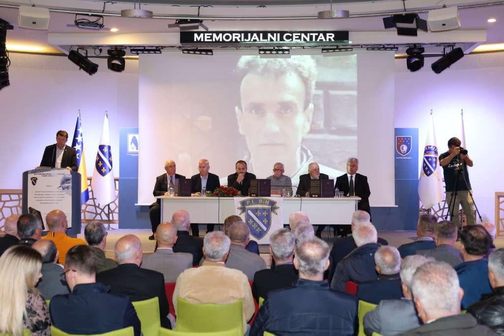 Promovirana knjiga "Patriotska liga - U rađanju čuda bosanskog otpora"