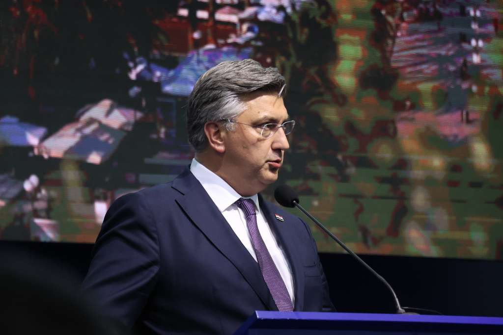 Plenković: Rezolucija o genocidu u Srebrenici bit će usvojena