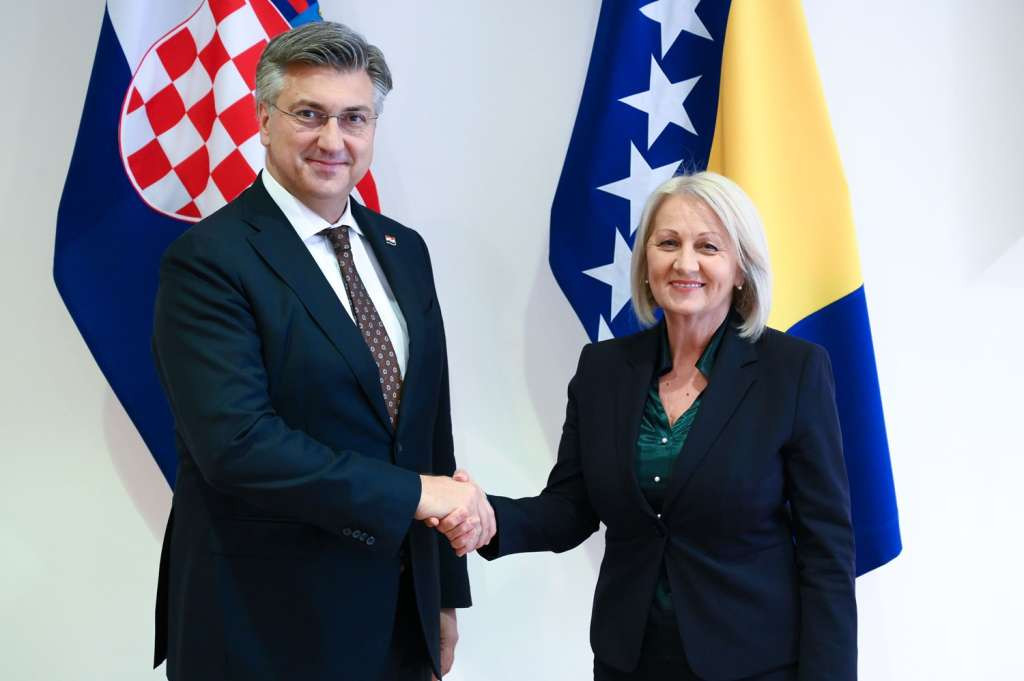 Plenković čestitao BiH na povijesnoj odluci i rekao da je RH uvijek uz nju
