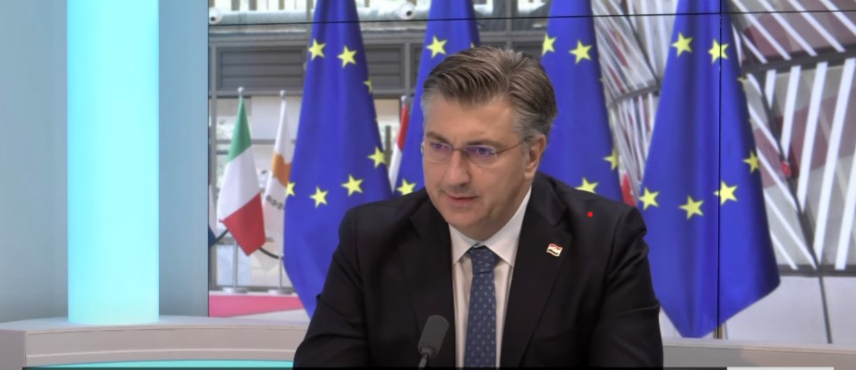 Plenković: BiH i Srbija trebaju uskladiti viznu politiku s EU-om