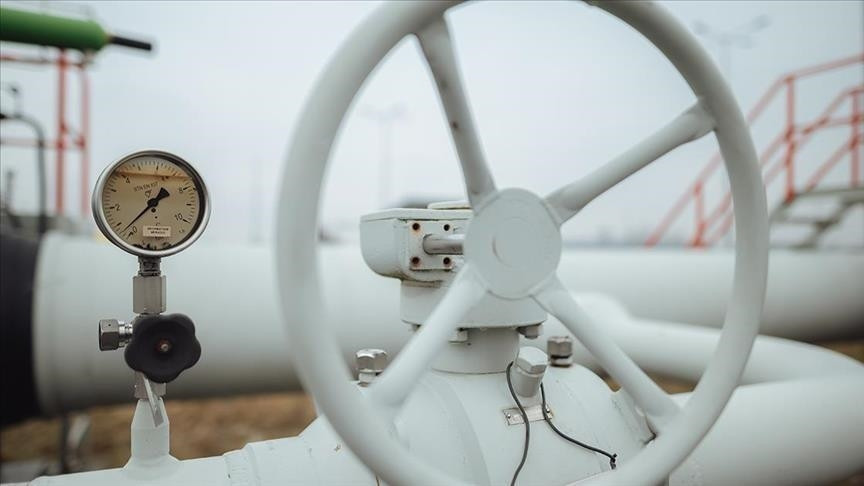 Kremlj optužio Trumpa da pokušava prisiliti cijeli svijet da kupuje skupu američku naftu i plin