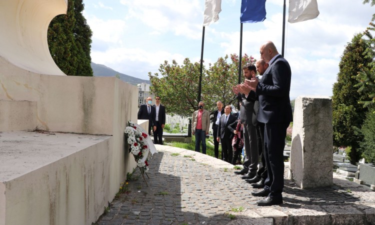 Delegacija KS-a obilježila  29. godišnjicu Bitke za odbranu Predsjedništva Republike Bosne i Hercegovine