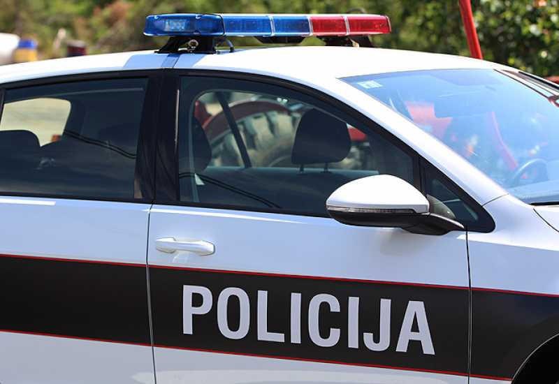 Uhapšene dvije osobe zbog provale na benzinsku pumpu u Konjicu