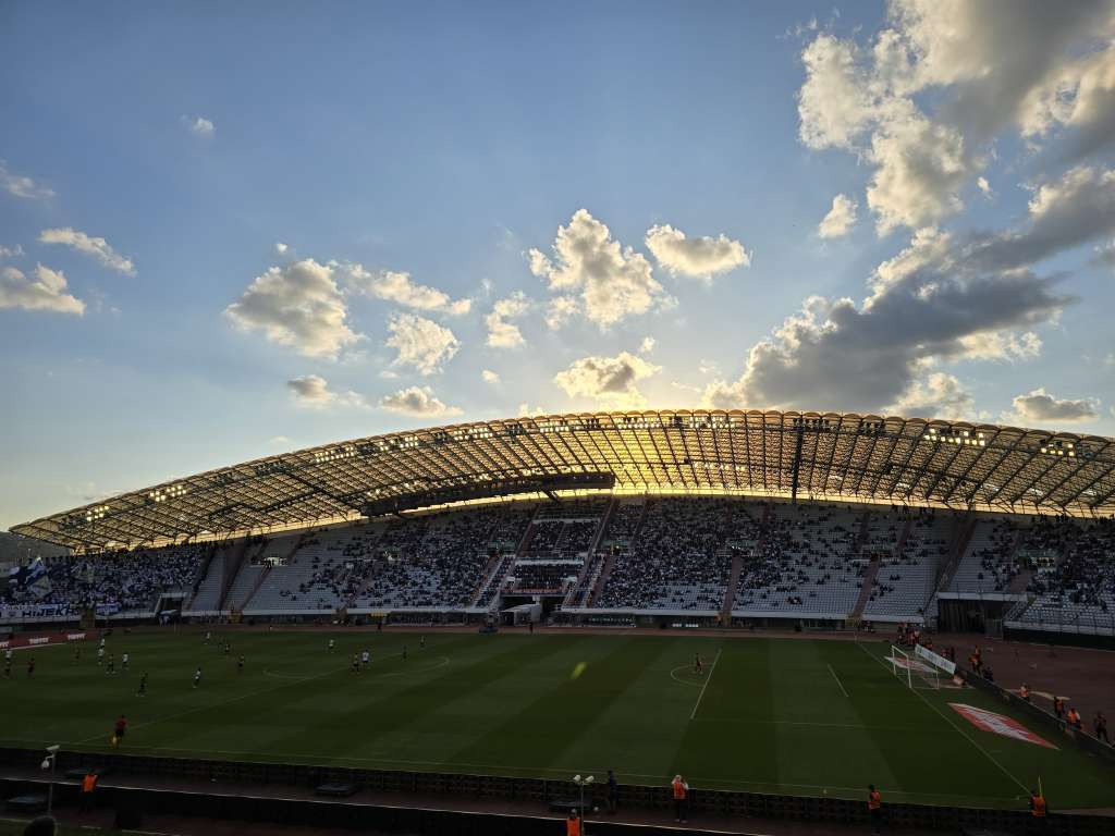 UEFA kaznila HNK Hajduk novčano i zatvaranjem stadiona