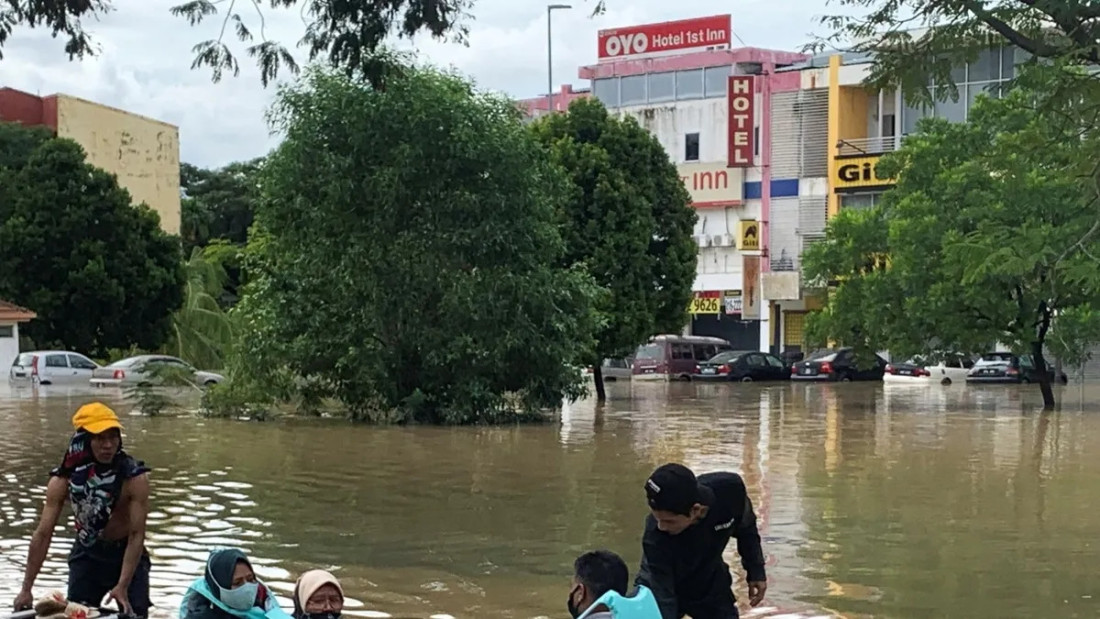 Poplave raselile hiljade ljudi, stvorile haos u Maleziji, Tajlandu i Australiji