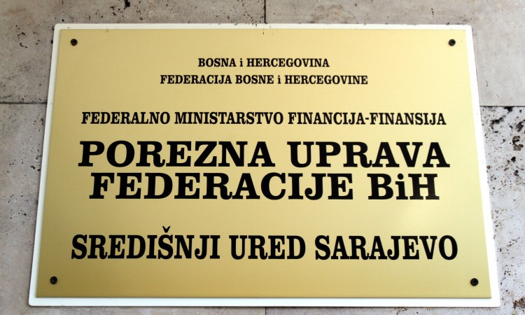 Naplata javnih prihoda u 2022. iznosila više od 6,4 milijardi KM