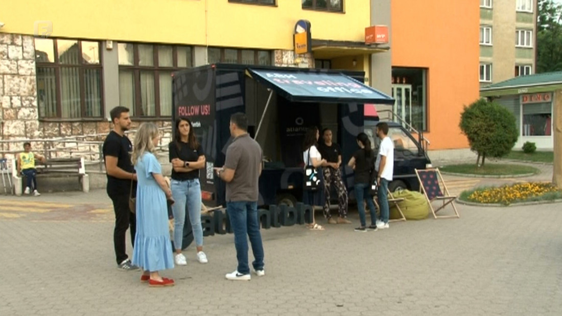 Mladi u Kaknju se upoznali s mogućnostima koje pruža rad u IT industriji
