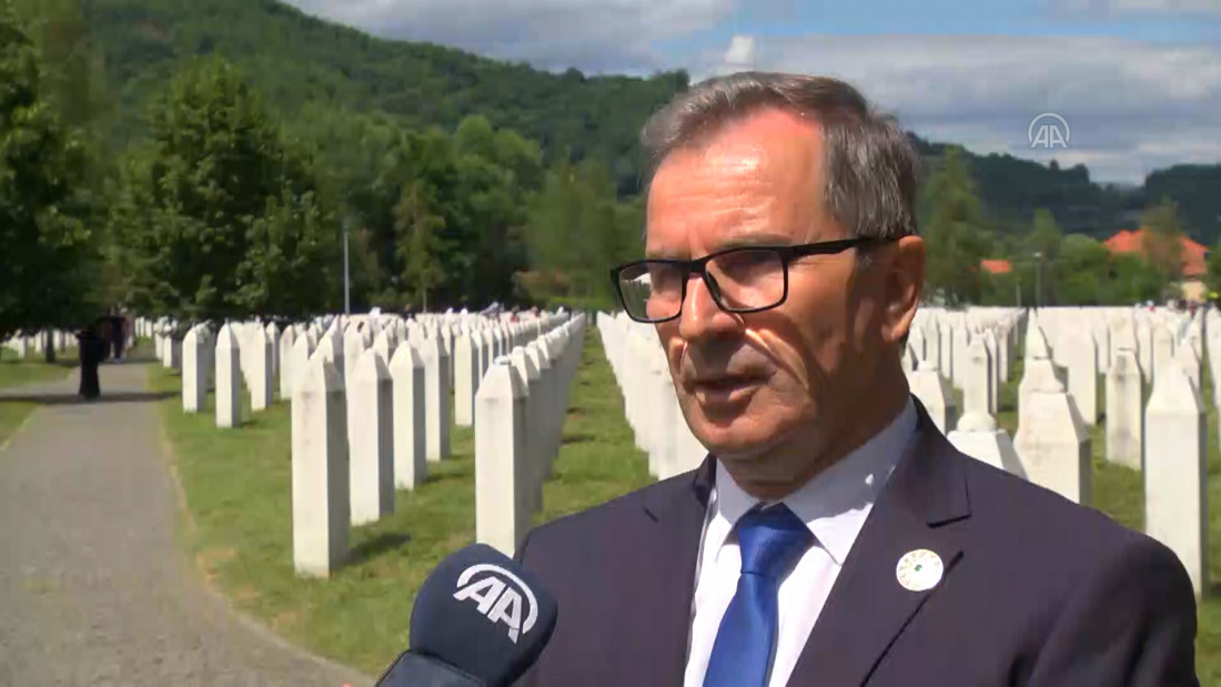 Fejzić: Dženazi u Potočarima prisustvovalo više od 30.000 ljudi