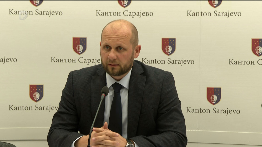 Okerić: Predsjedavajući SKS-a ne odlučuje ko će dobiti sredstva