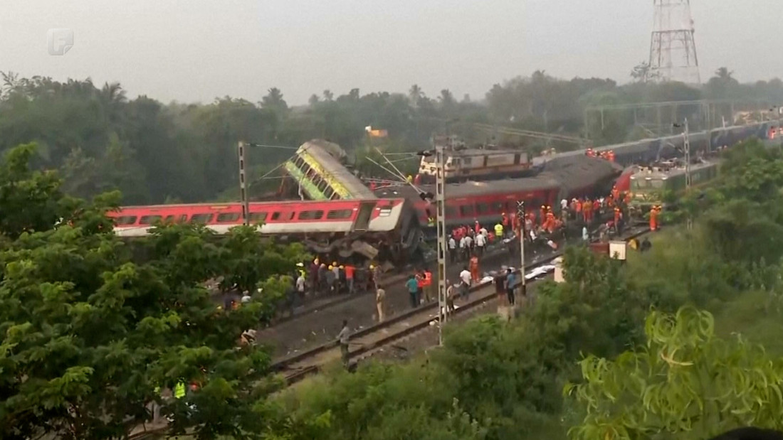 Broj stradalih u željezničkoj nesreći u Indiji povećan na 288