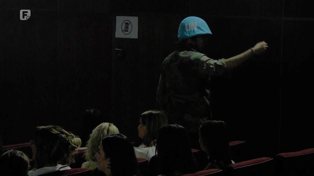 U Domu kulture Brčko izvedena predstava “Srebrne suze: Sjećanja u tišini 30 godina poslije”