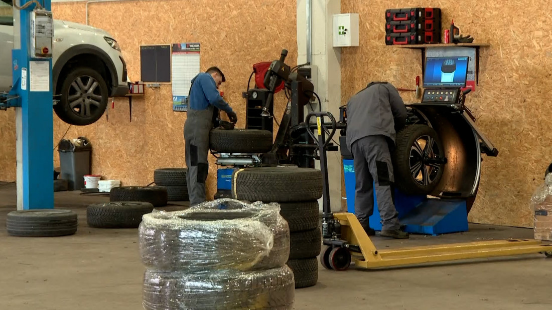 Od 1. novembra obavezna zimska oprema - pripremite vozilo na vrijeme