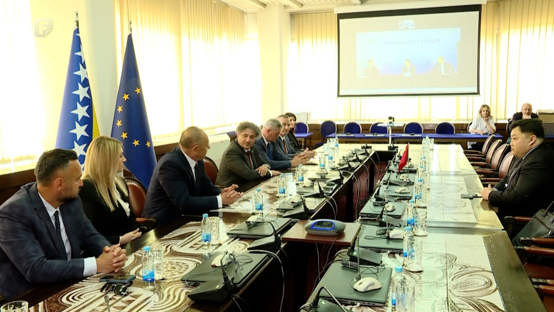 Nikšić, predstavnici Sinopharma i Ambasade Kine o milionskim investicijama u KCUS i bolnicu u Livnu