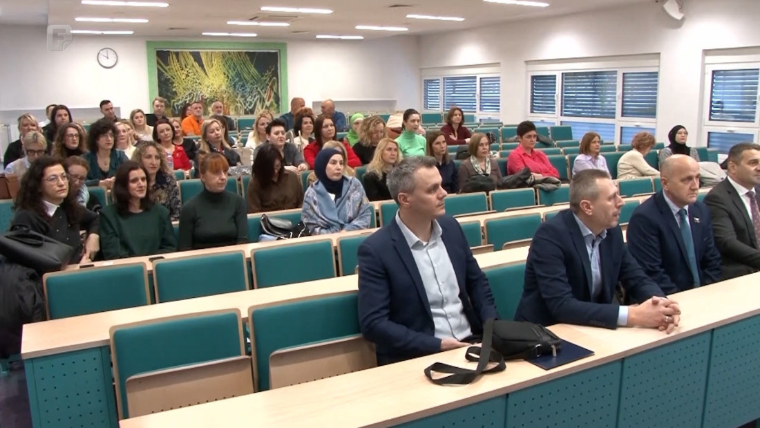 Edukacija pedagoga: Komunikacija čuva mentalno zdravlje učenika