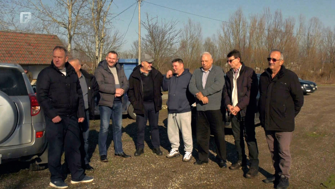 Pčelari iz regije u Oštroj Luci kod Orašja razgovarali o stanju i izazovima u pčelarstvu