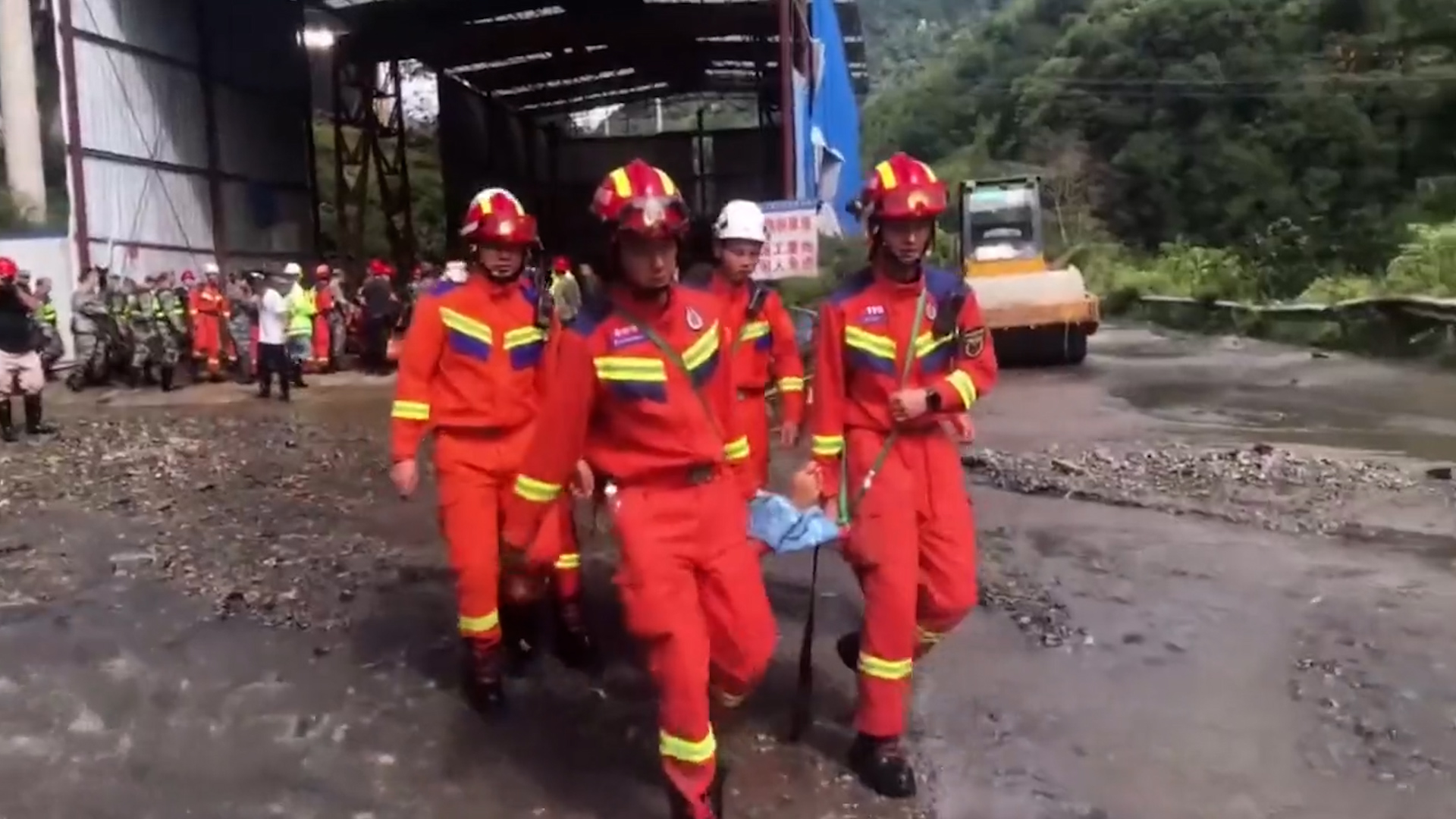 Najmanje deset ljudi nestalo u odronu zemlje u Kini
