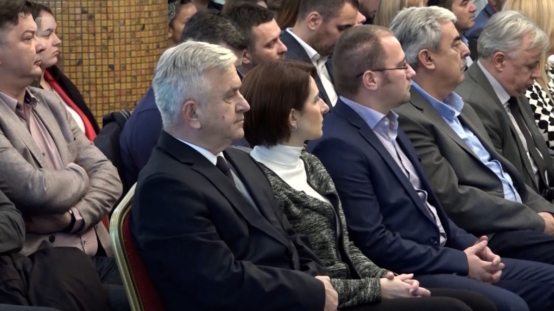 Osipanje DEMOS-a u RS-u: Gašić i Dakić napustili stranku, Čubrilović ostaje lider