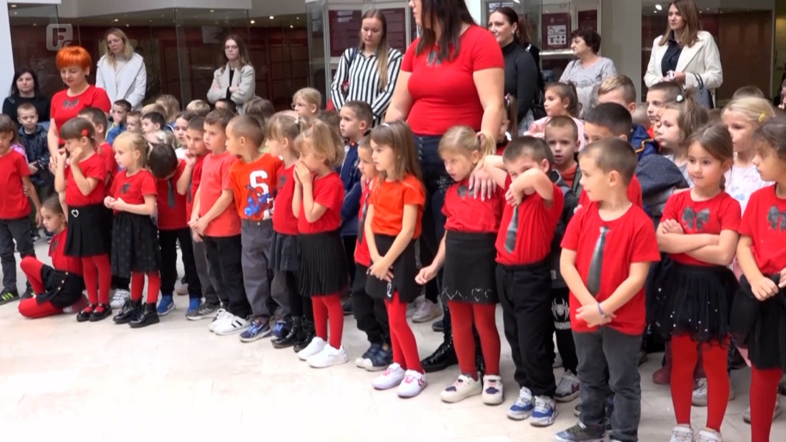 Mališani banjalučkih vrtića posjetili Muzej RS-a povodom Dječije nedjelje