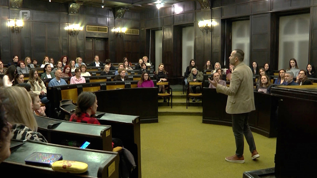 Nomofobija sve češća kod djece i mladih - upozoravaju stručnjaci