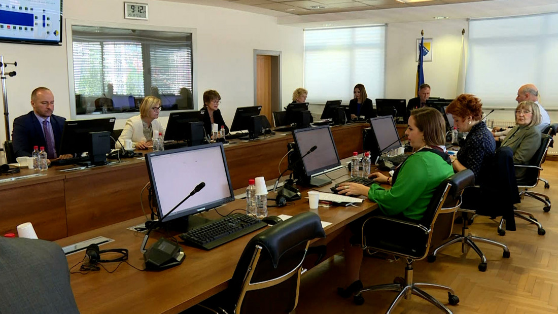 Ko će naslijediti Gordanu Tadić?