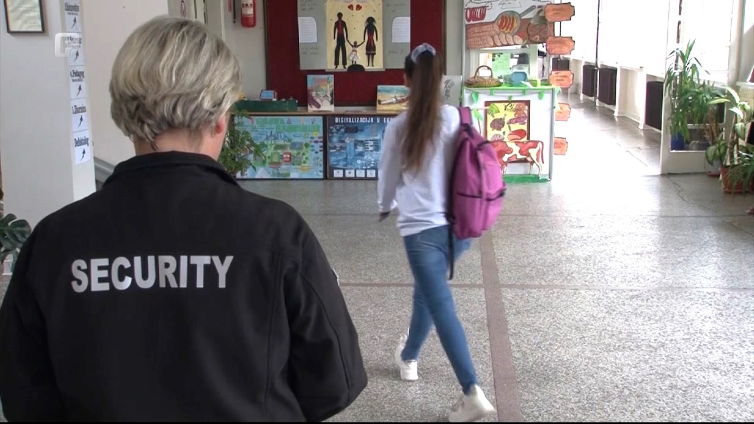 Nakon događaja u Lukavcu poboljšana sigurnost u školama u TK-u