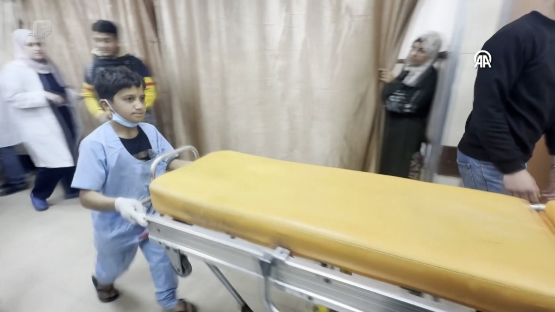 Mnoga djeca u Gazi odrasla preko noći, igru zamijenila poslovima odraslih