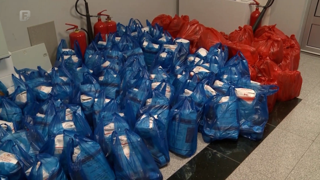 Podjela vaučera i paketa hrane za socijalno ugrožene građane u Bijeljini